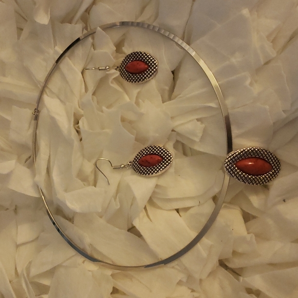 Jewelry - Choker and Earrings Set